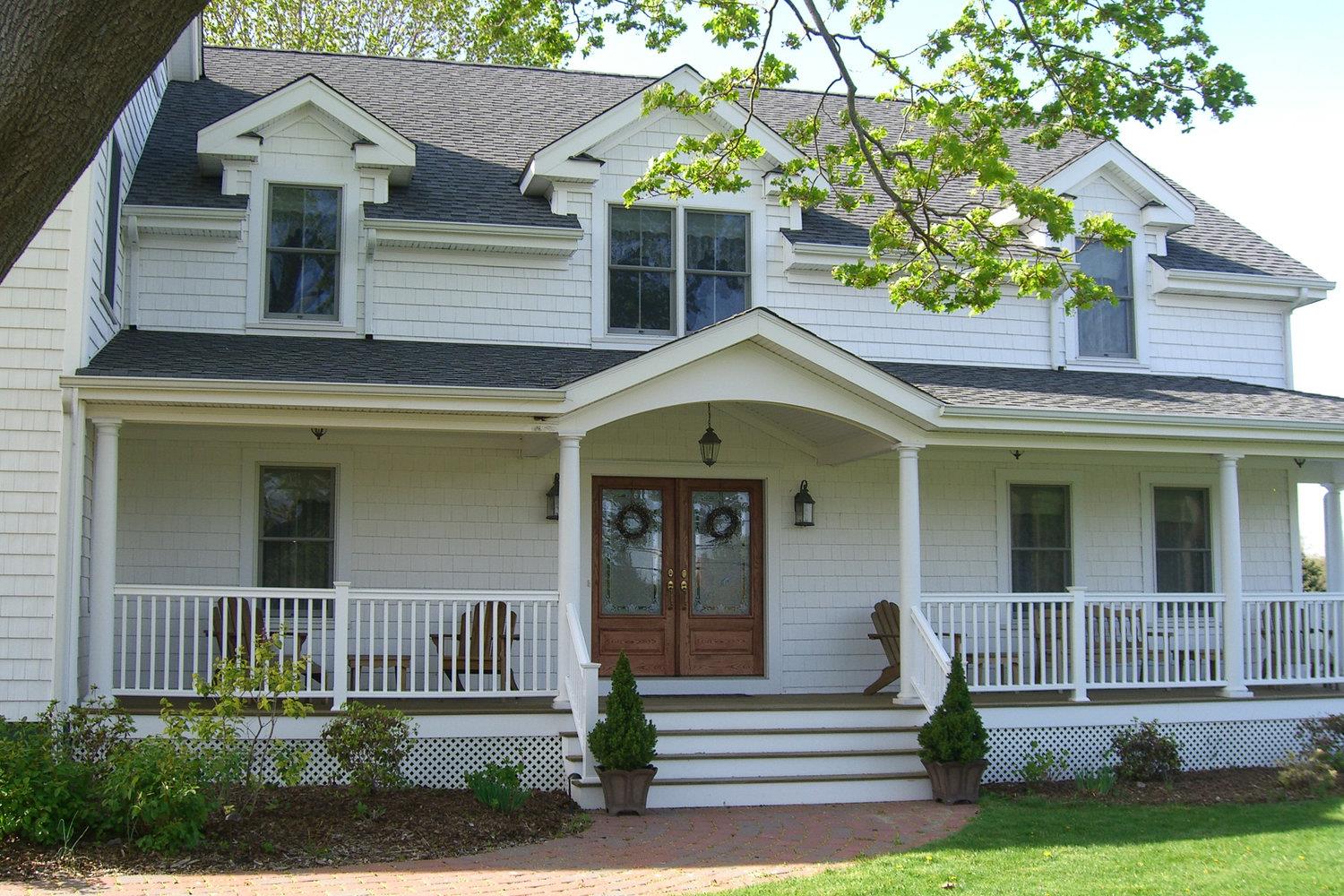 Coffey House Front Porch
